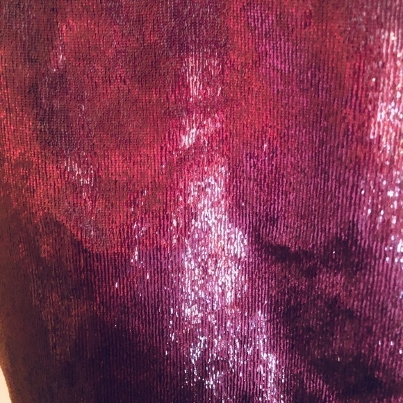 𝅺J Brand Velvet Soft V Neck Sleeveless Cami Italy Timeless Luxury Chic Oxblood - Picture 9 of 11